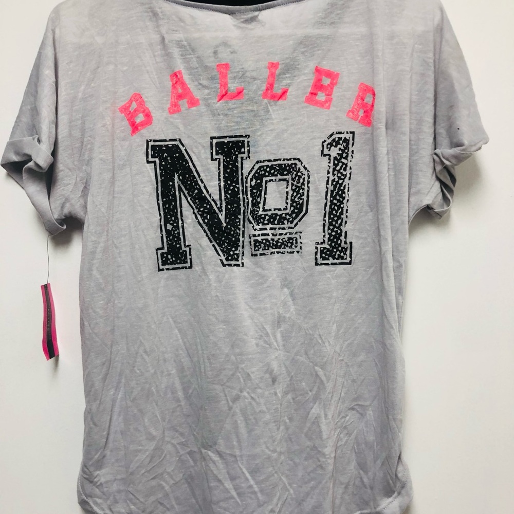 Material Girl Active women’s gray t-shirt
